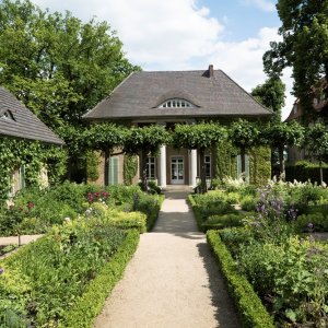 Da Monet a Matisse, l'arte di dipingere il giardino moderno: un momento del documentario