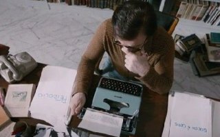 La macchinazione: Massimo Ranieri in un'immagine dall'alto del film