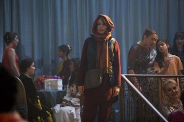 Whiskey Tango Foxtrot: Tina Fey in una scena del film