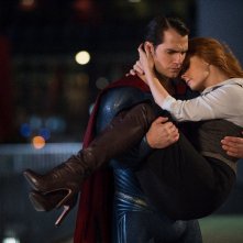 Batman v Superman: Henry Cavill e Amy Adams interpretano Clark e Lois