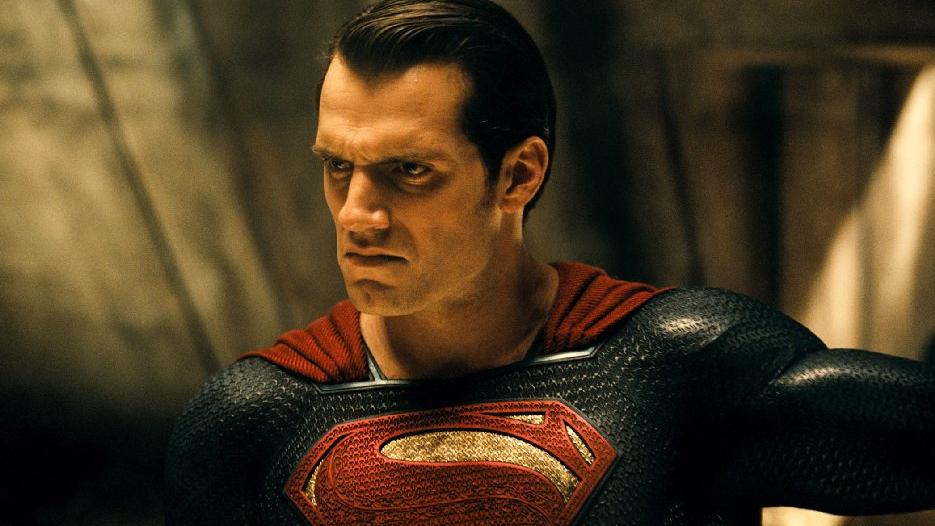 Henry Cavill nei panni di Superman