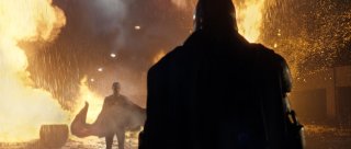 Batman v Superman: un'immagine dello scontro tra Batman e Superman