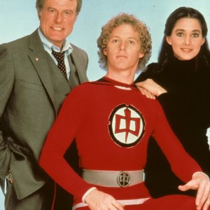 Ralph supermaxieroe: Robert Culp, William Katt e Connie Sellecca