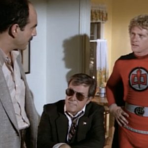 Ralph supermaxieroe: l'attore William Katt in una foto della serie