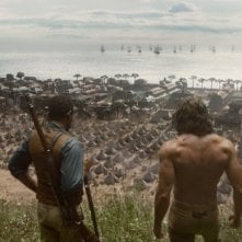 The Legend of Tarzan: Alexander Skarsgård e Djimon Hounsou in una scena del film in cui sono di spalle