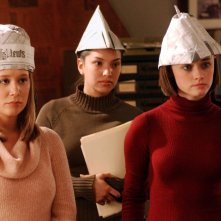 Gilmore Girls: Alexis Bledel con Liza Weil in una scena