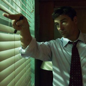 Bloodline: Kyle Chandler in una foto della seconda stagione