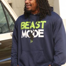 The League: l'atleta Marshawn Lynch nella première della sesta stagione