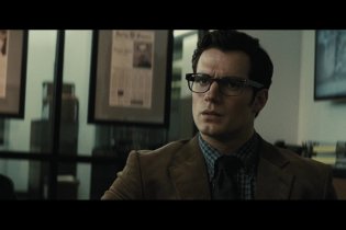 Batman v Superman: Dawn Of Justice - Clip 'Volo per Washington'
