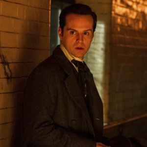 Victor - La storia segreta del Dottor Frankenstein: Andrew Scott in un momento del film
