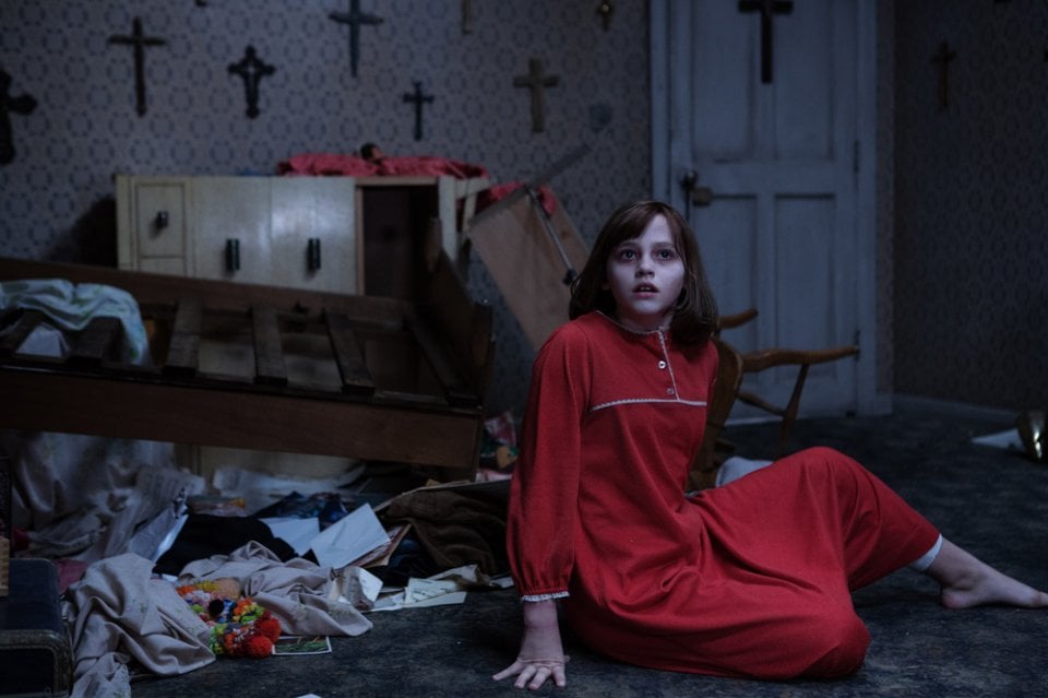 The Conjuring 2 - L'evocazione: Madison Wolfe in una scena del film