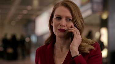 The Catch: l'attrice Mireille Enos in una foto del pilot