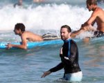 Hugh Jackman, salvataggio tra le onde per i figli e un bagnante