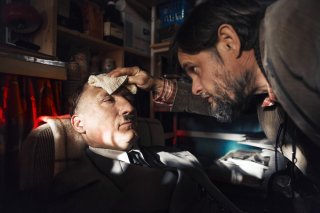 Lui è tornato: Oliver Masucci e Lars Rudolph in una scena del film