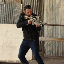 Fuoco amico TF45 - Eroe per amore: Raoul Bova in azione in una scena della fiction