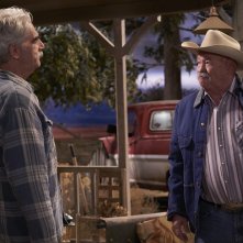 The Ranch: gli attori Sam Elliott e Walter Grant III in una foto della serie