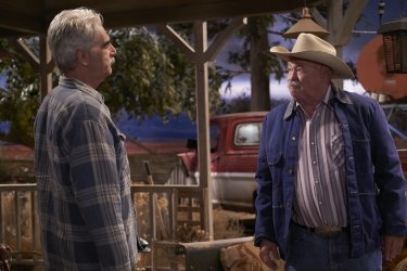 The Ranch: gli attori Sam Elliott e Walter Grant III in una foto della serie