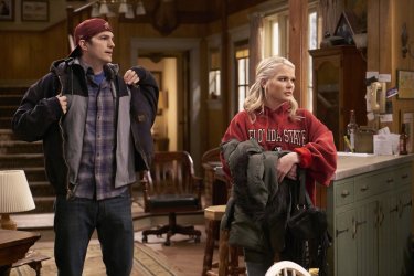 The Ranch: Ashton Kutcher e Kelli Goss nella serie di Netflix