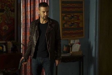 Agents of S.H.I.E.L.D.: Nick Blood in una foto dell'episodio Bouncing Back