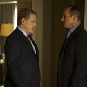 Agents of S.H.I.E.L.D.: gli attori William Sadler e Clark Gregg in Bouncing Back