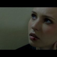 The Plastic Cardboard Sonata: Snejana Shandarinova in un'immagine tratta dal film