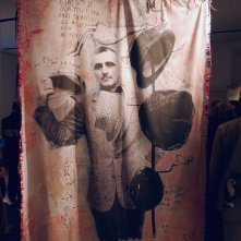 Mario Monicelli e i suoi numerosi cappelli su tela