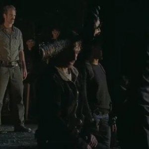 The Walking Dead: Negan minaccia Rick con Lucille nella puntata L'ultimo giorno sulla Terra