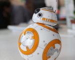 Star Wars: BB-8 della Sphero si emoziona a guardare il film con te! 