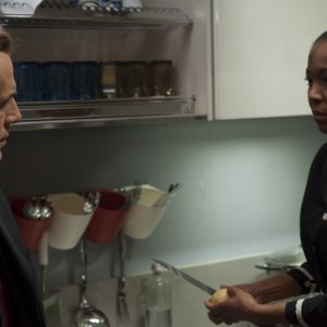 Il ministro: Gianmarco Tognazzi e Ira Fronten in una scena del film