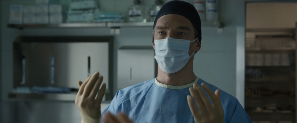 Doctor Strange: Benedict Cumberbatch in versione medico nel teaser trailer del film Marvel