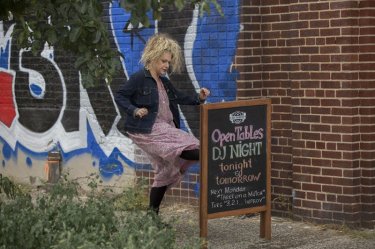 Unbreakable Kimmy Schmidt: l'attrice Carol Kane in una foto della seconda stagione