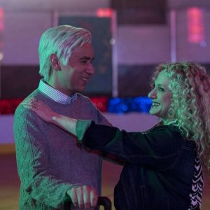 Unbreakable Kimmy Schmidt: Fred Armisen e Carol Kane in una foto della seconda stagione