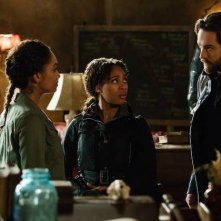 Sleepy Hollow: Lyndie Greenwood, Tom Mison e Nicole Beharie in Ragnarok
