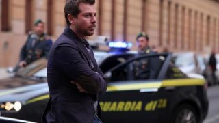 Il sistema: una scena della fiction drammatica di Rai Uno