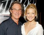 Mel Gibson, Kurt Russell e Kate Hudson nella serie The Barbary Coast