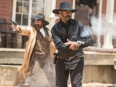 The Magnificent Seven: l'immagine di una sparatoria