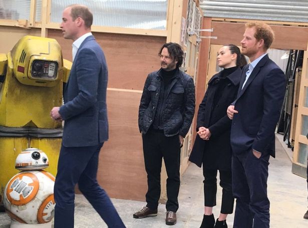 William e Harry ai Pinewood Studios