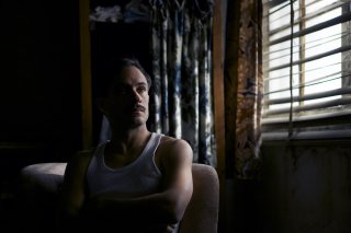 Neruda: la prima immagine di Gael Garcia Bernal