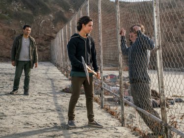 Fear the Walking Dead: un'immagine dell'episodio We All Fall Down