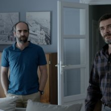 Ma Ma: Luis Tosar e Alex Brendemühl una scena del film