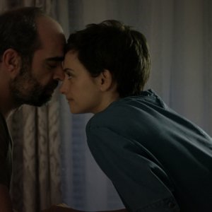 Ma Ma: Penelope Cruz e Luis Tosar in una intima scena del film