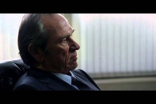 Jason Bourne - Official Trailer