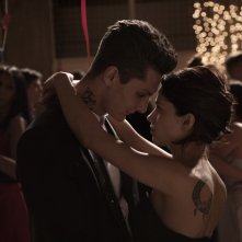 Fiore: Josciua Algeri e Daphne Scoccia in un momento del film