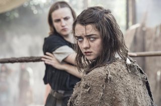 Il trono di spade: Arya in una foto tratta dalla puntata The Red Woman