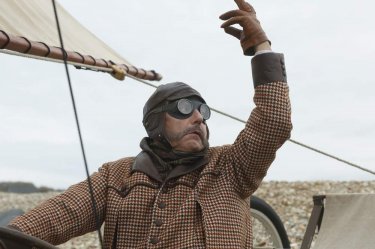 Slack Bay: Fabrice Luchini in una scena del film