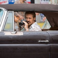 The Nice Guys: Ryan Gosling in una scena del film