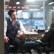 Captain America: Civil War - Robert Downey Jr. e Chris Evans insieme in un momento del film
