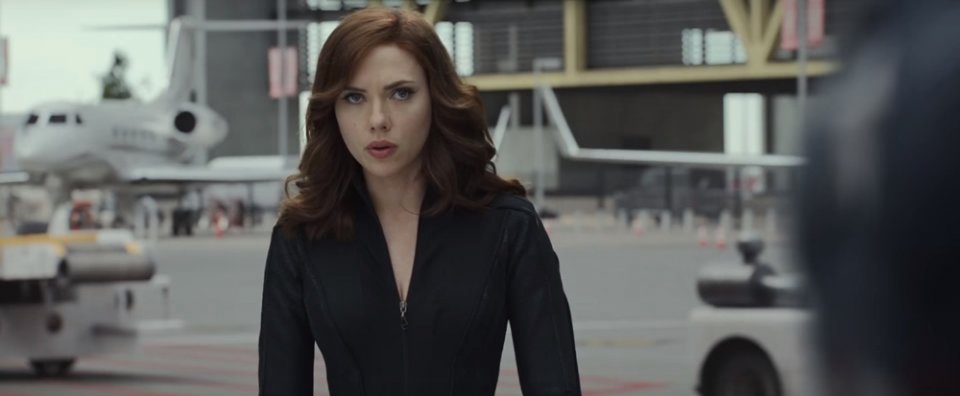 Captain America: Civil War - Scarlett Johansson in un momento del film