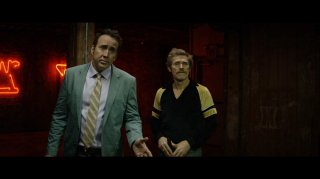Dog Eat Dog: Nicolas Cage e Willem Dafoe in una scena del film