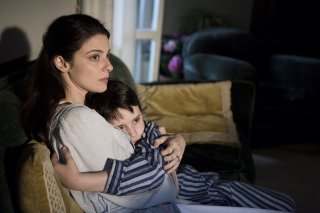 Fai bei sogni: Nicolò Cabras e Barbara Ronchi insieme in una scena del film